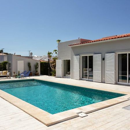 Villa Flamingo อัลวอร์ ภายนอก รูปภาพ