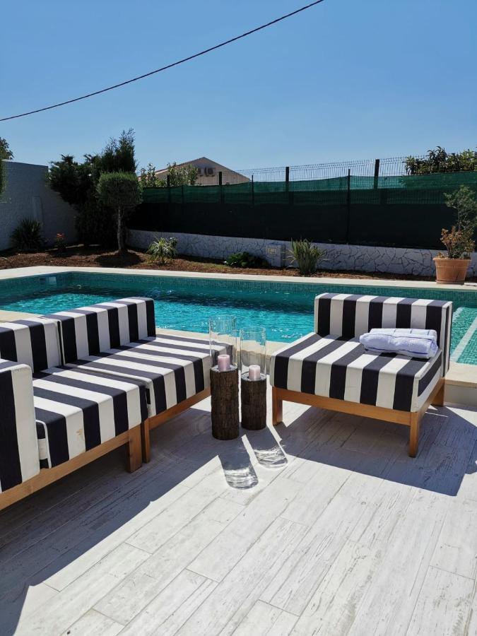 Villa Flamingo อัลวอร์ ภายนอก รูปภาพ